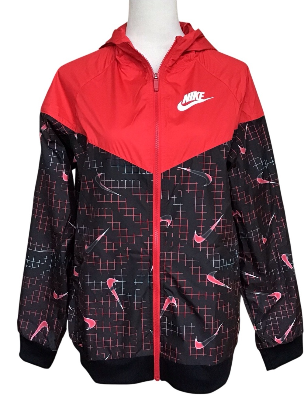 Nike Sportswear Windrunner Jacket Glow In Dark Logo Size Youth XL